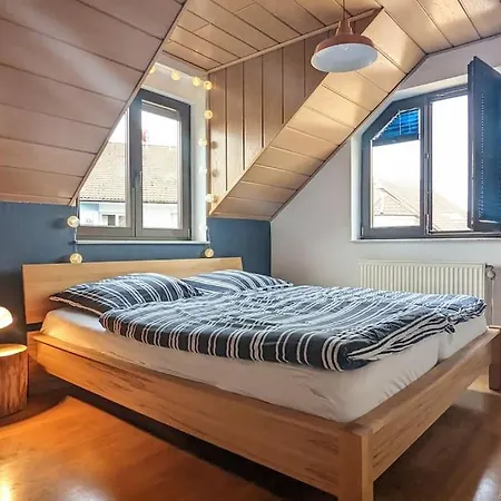 Apartment Ferienoase Mit Dachterrasse Nahe Sankt Leoner Sankt Leon-Rot